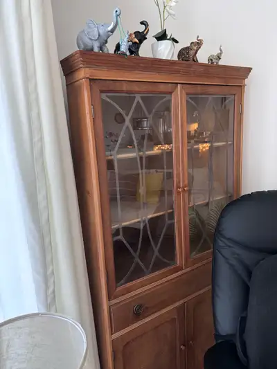 vaisselier antique en coin tout en bois, View more