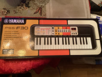 Yamaha Digital Keyboard 