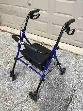 Hugo Fit 6 Rollator walker - rolling walker with a seat, $150, Great condition Medical equipment Com...