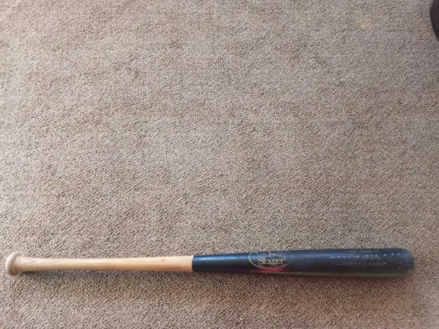 Louisville Slugger Bat Pro Model Dale Murphy in Baseball & Softball in St. Catharines - Image 5