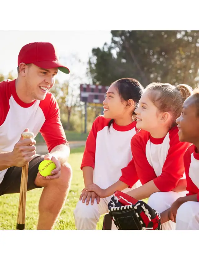 Lewtemi 18 Pack Yellow Sports Practice Softballs Official Size a in Baseball & Softball in Hamilton - Image 7