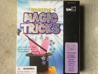 BRAND NEW - AMAZING MAGIC TRICKS KIT (Sealed pkg)
