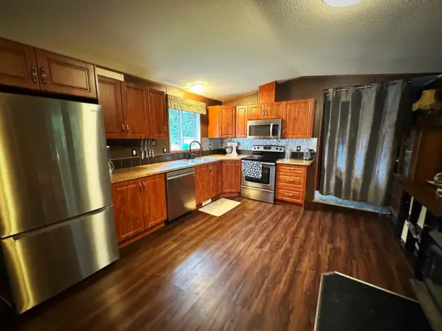 Newer Home on 1/2 acre in port alberni in Houses for Sale in Port Alberni - Image 3