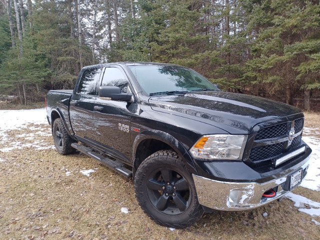 Ram 1500 ecodiesel Low kms  Crew Cab in Cars & Trucks in Thunder Bay