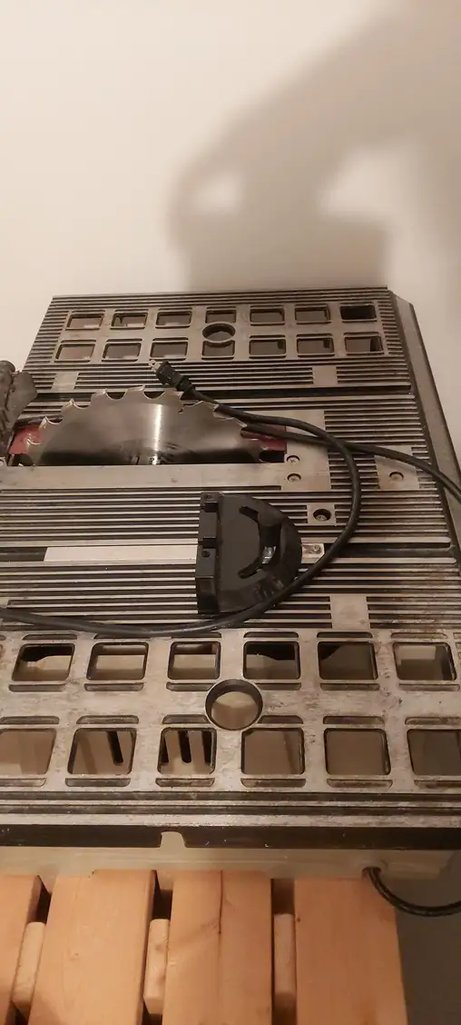 DUREX 13 Amp 8-1/4 -inch Table Saw in Power Tools in Ottawa - Image 3