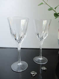 2 Crystal 24% Lead Wine Glasses Castel Cristal d'Arques France