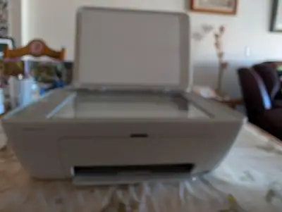 Imprimante multi-fonctions DeskJet HP 2755e, View more