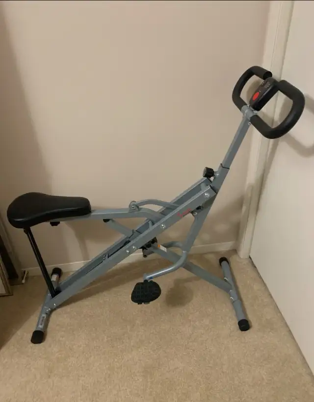Squat Rower in Exercise Equipment in Winnipeg - Image 2