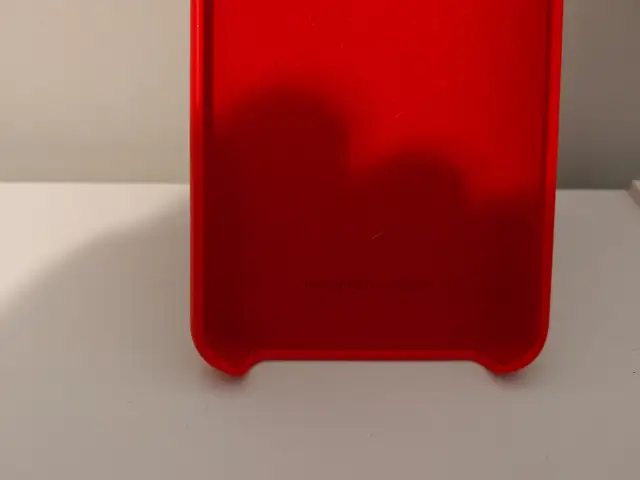 OnePlus 6T Silicone Protective Case Red! in Cell Phone Accessories in Oshawa / Durham Region - Image 5
