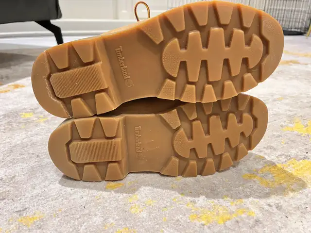 Timberland Boots in Men's Shoes in Markham / York Region - Image 5