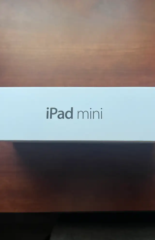 All Original Apple iPad Mini 1st Gen 16gb in iPads & Tablets in Napanee - Image 5