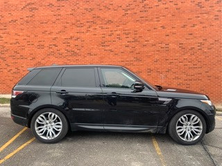 2017 RANGE ROVER SPORT HSE Td6 MINT CONDITION in Cars & Trucks in City of Toronto