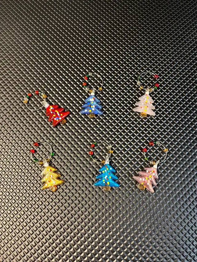 Wine glass charms- Christmas tree shaped63417636062339122