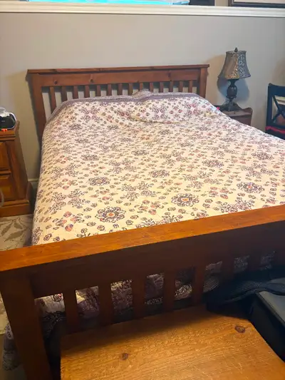 Queen mattress and boxspring, View more