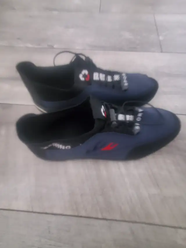 NEW SNEAKERS. in Men's Shoes in Saskatoon - Image 5