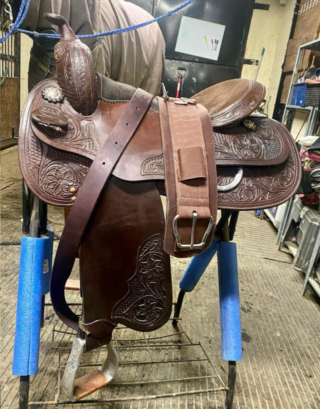 Dale Rodriguez reining saddle  in Equestrian & Livestock Accessories in Oakville / Halton Region