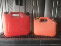 Fuel cans 