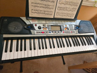 Yamaha PSR-280 electronic portable keyboard, 61 keys