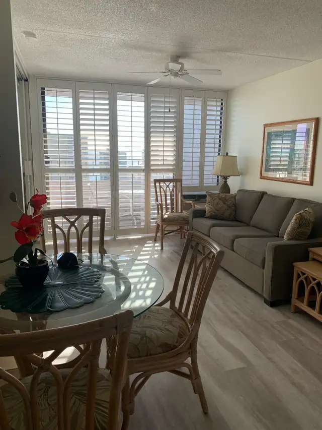 Hawaii Winter Escape - Waikiki in Hawaii in Canada - Image 6