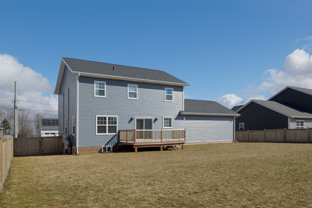 4+1Bedroom 3.5 Bath Stratford house for sale  in Houses for Sale in Charlottetown - Image 3