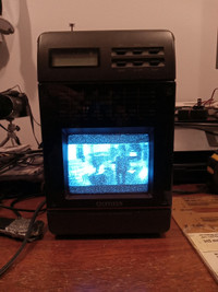 Vintage Citizen 5" Portable TV/Radio 1991 JCTR-146G Black & Whit