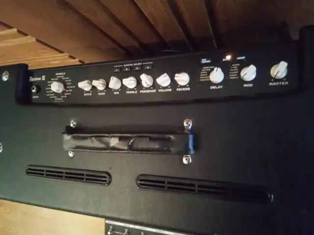 Guitar Amp + Pedal, 150W 2x12" Line 6 Flextone III XL in Amps & Pedals in Cornwall - Image 9