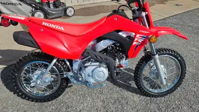 Honda CRF 110 cc Annee : 2025 Reg: 4031$ PROMO: 3931$ + txs R4L Performance inc. 925c pierre-caisse...