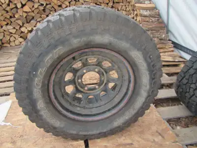 1 Goodyear Wrangler Territory 285/70/17 on 17x8 Steel Rim. Bolt pattern 6x5.5 or 6x139.7. Was for sp...