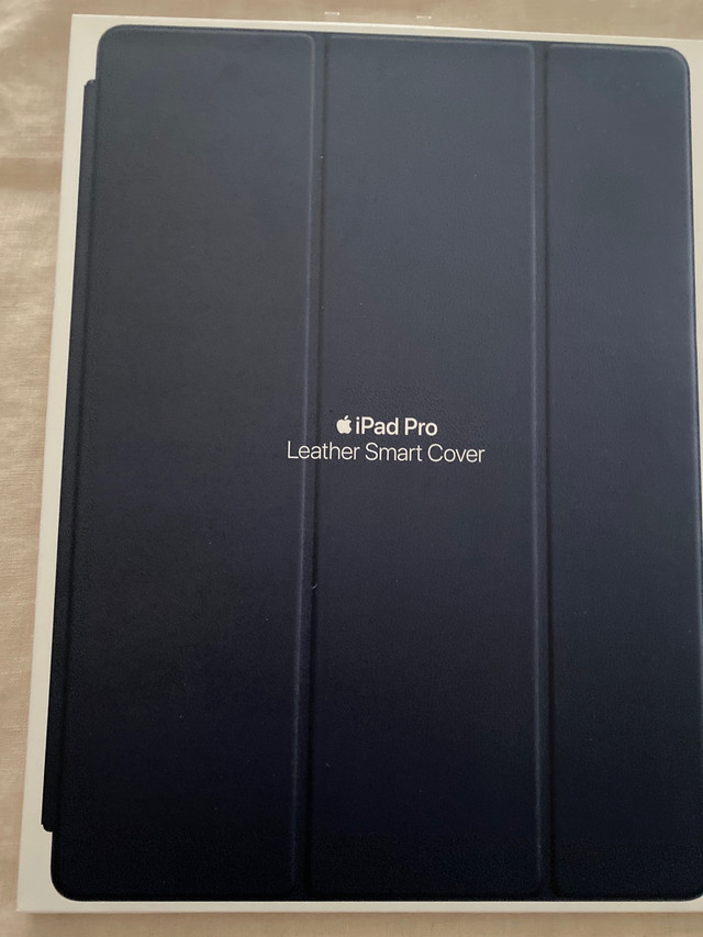 Smart Cover pour iPad Pro original APPLE dans Accessoires pour iPad et tablettes  à Longueuil/Rive Sud