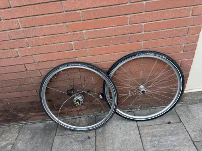 Shimano Nexus 3-Speed Internal Gear Hub Wheelset, View more