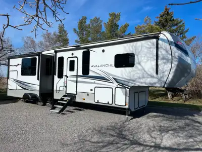 Purchased brand new from dealer in 2024. Upgraded receiver hitch and wiring for tow behind boat or u...