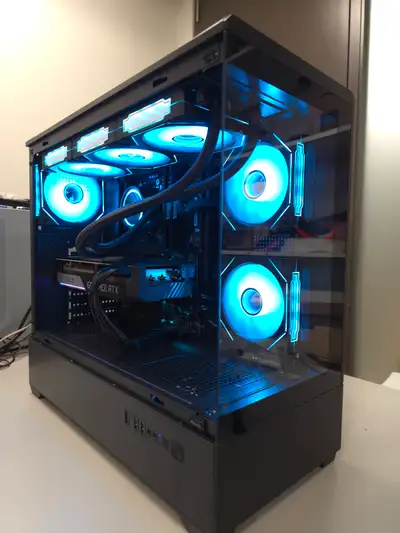 Gaming PC - Nvidia RTX 3070 - Ryzen 5 - 32GB RAM - 2.5TB Storage, View more