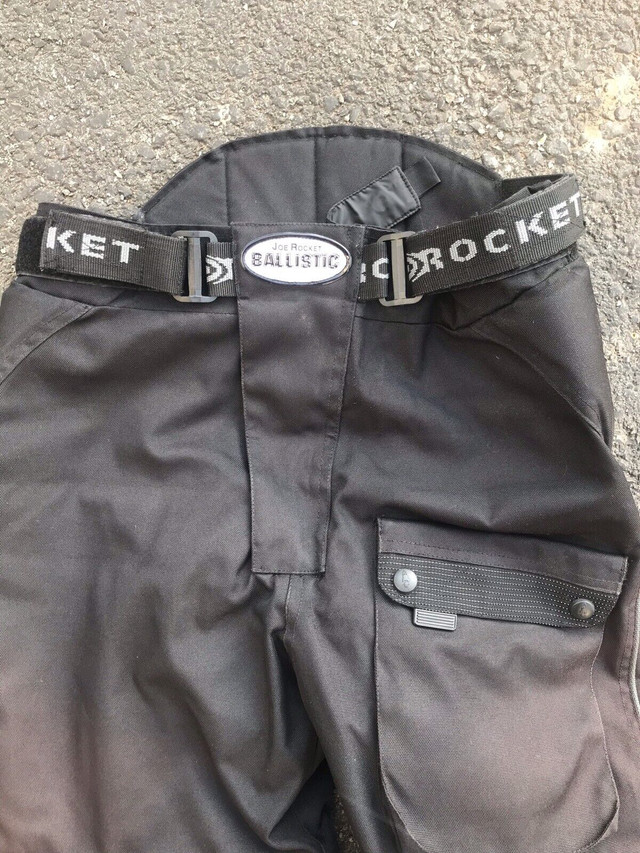Joe rocket motorcycle pants  in Motorcycle Parts & Accessories in Annapolis Valley - Image 2