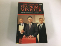 THE COMPLETE YES PRIME MINISTER ...JONATHAN LYNN AND ANTONY JAY