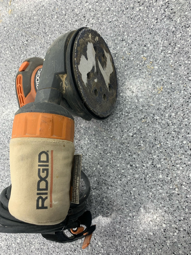 Ridgid R2600 Sander (Sold Seperately) in Power Tools in City of Toronto - Image 2