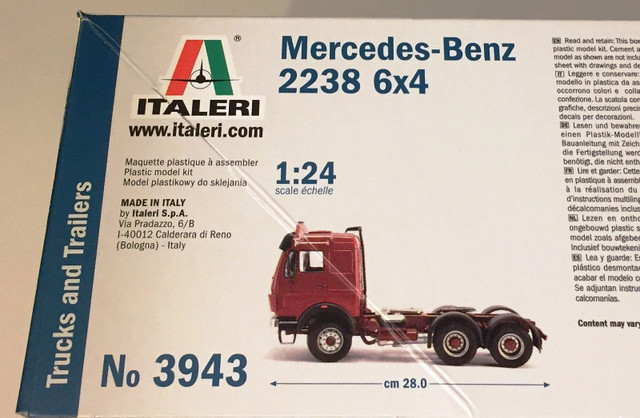 Italeri 1/24 Mercedes-Benz 2238 6x4 tractor in Toys & Games in Richmond - Image 4