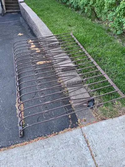 grille pour fenêtre à donner, View more