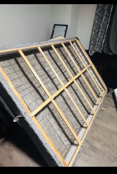 ️ Mattress & Box Spring for Sale Both are in good condition and well maintained: Buy both together f...