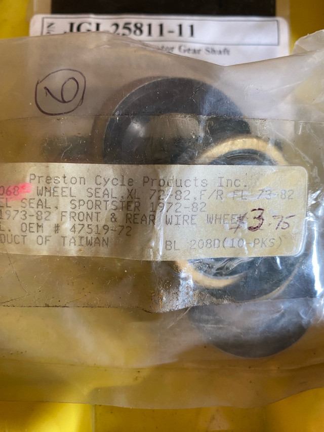 Harley Sportster parts in Motorcycle Parts & Accessories in Owen Sound - Image 4