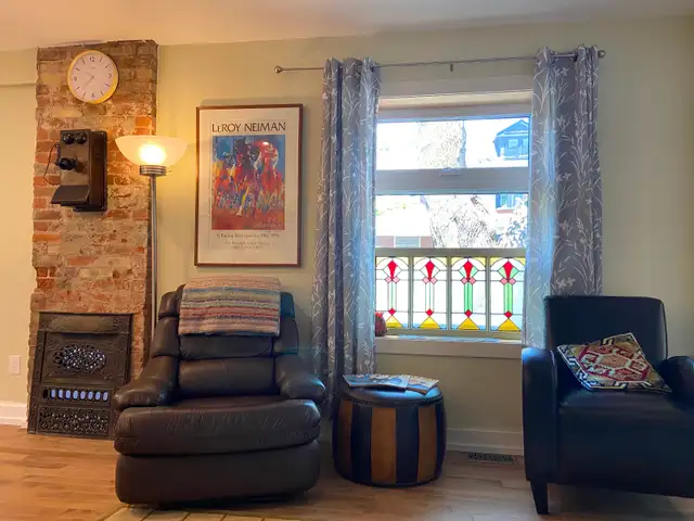 2bedroom fully furnished in prime Leslieville. in Short Term Rentals in City of Toronto - Image 11