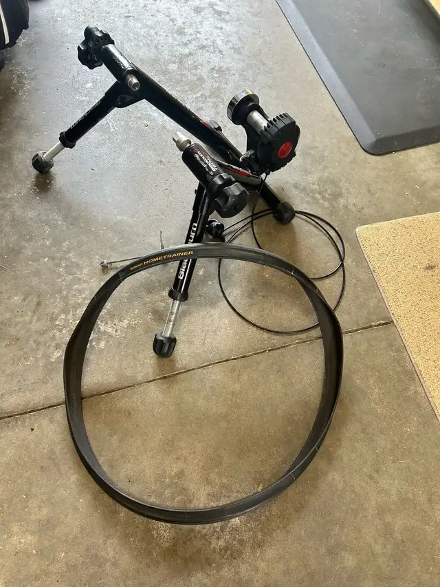 Bike Trainer: Blackburn Mag Bike Trainer with trainer tire in Road in Cambridge - Image 2