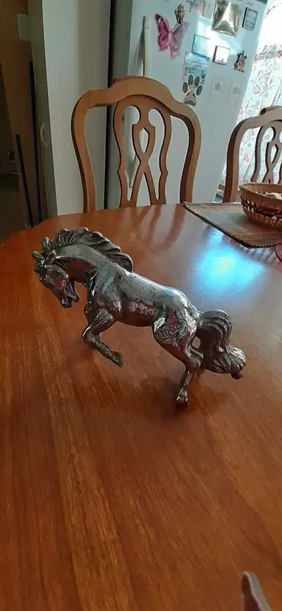 Rare vintage White Motors fighting stallion. No trades or shipping.