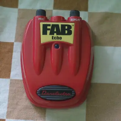 pedale Danelectro Fab Echo D-4 delay pedal, View more