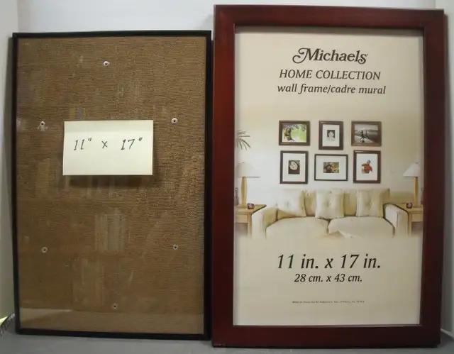 TWO 11" X 17" PICTURE FRAMES (ONE METAL AND ONE WOOD) in Home Décor & Accents in Lethbridge - Image 2