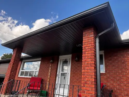 25 solid years experience with aluminum, vinyl, fibre cement, LP, Everlast, Hardie, Maibec Siding. F...