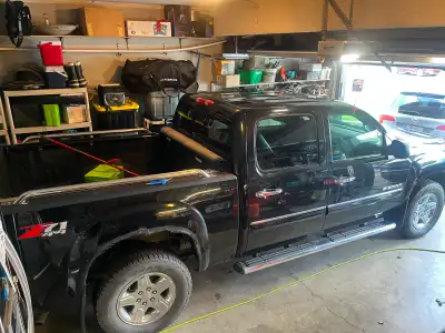 Original owner, no accidents, spray in box-liner, new tires, Papa's truck