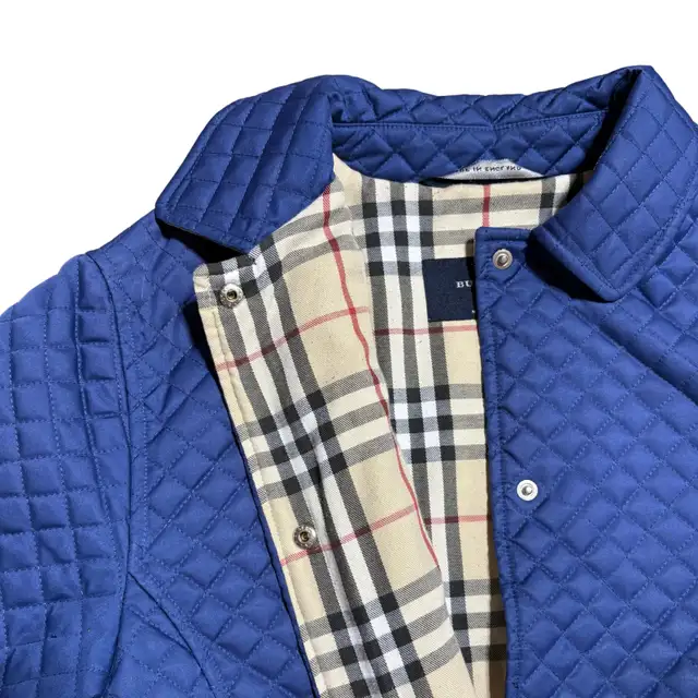As is, Burberry Quilted Jacket/Coat - Size 8,  ENGLAND in Women's - Tops & Outerwear in City of Toronto - Image 7
