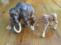 Girafe (vendue) et Mammouth Schleich
