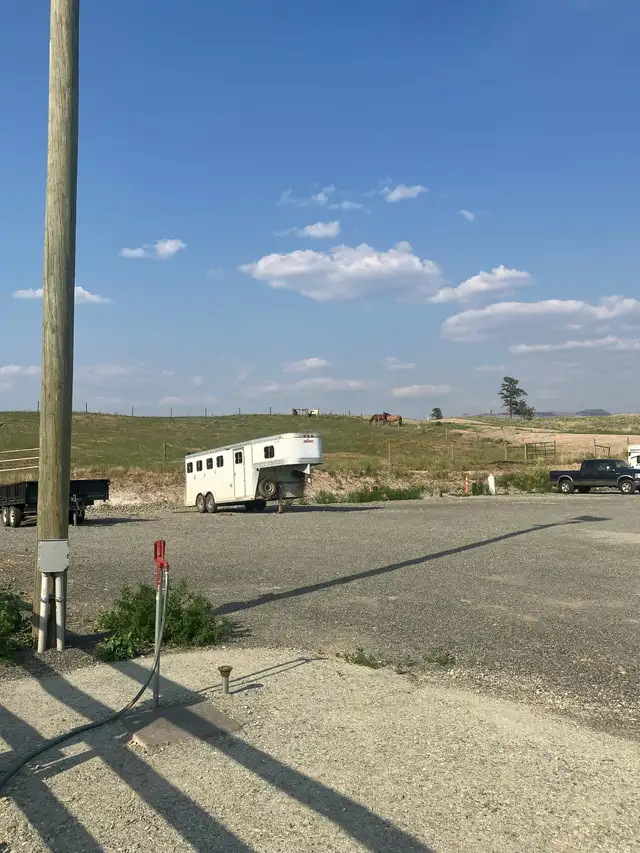2 RV Rental Spaces Available in Storage & Parking for Rent in Vernon - Image 2