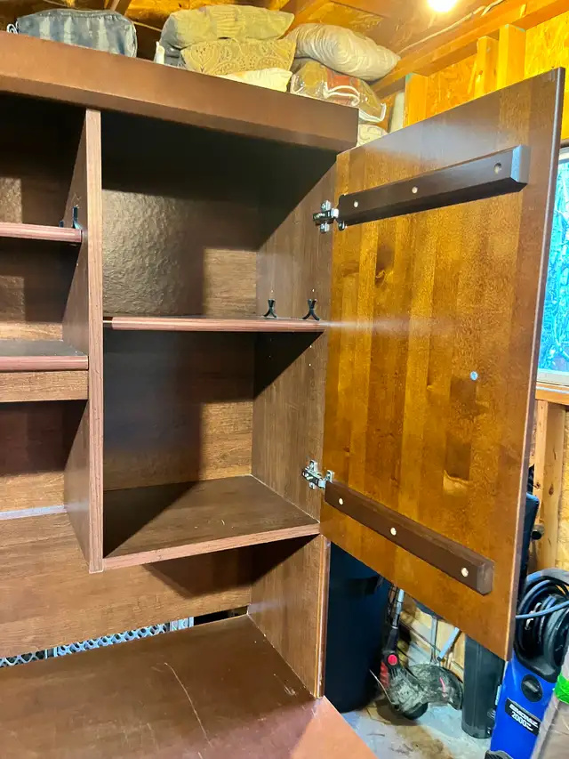 Office Desk in Desks in Calgary - Image 4